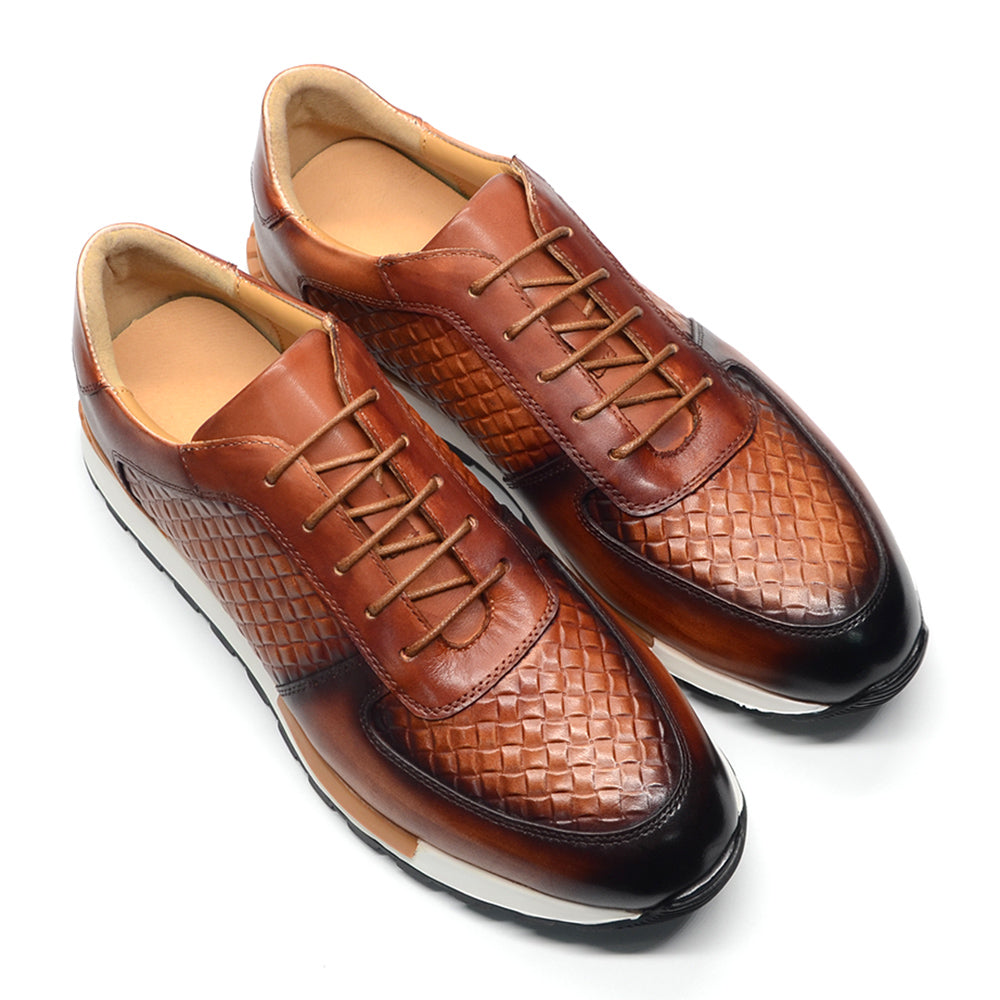 Clarence Trainer