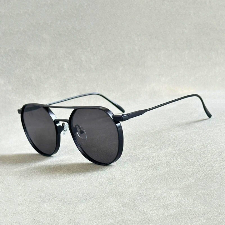 Lorenzé Shades