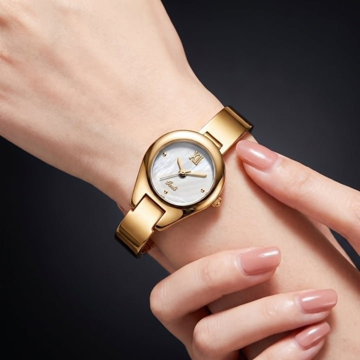 Amélia Watch