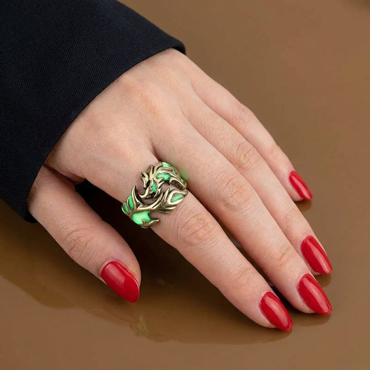 Lumiere Dragon Ring