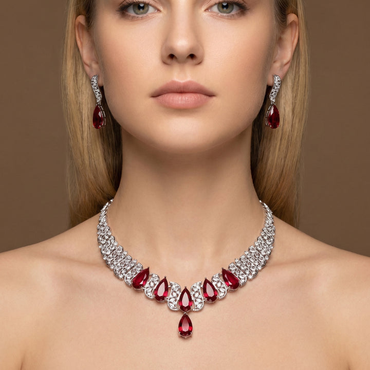 Lyra Necklace and Earrings Set