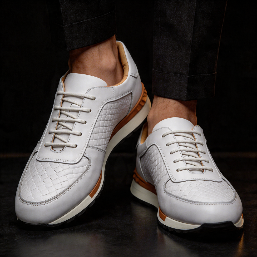 Clarence Trainer