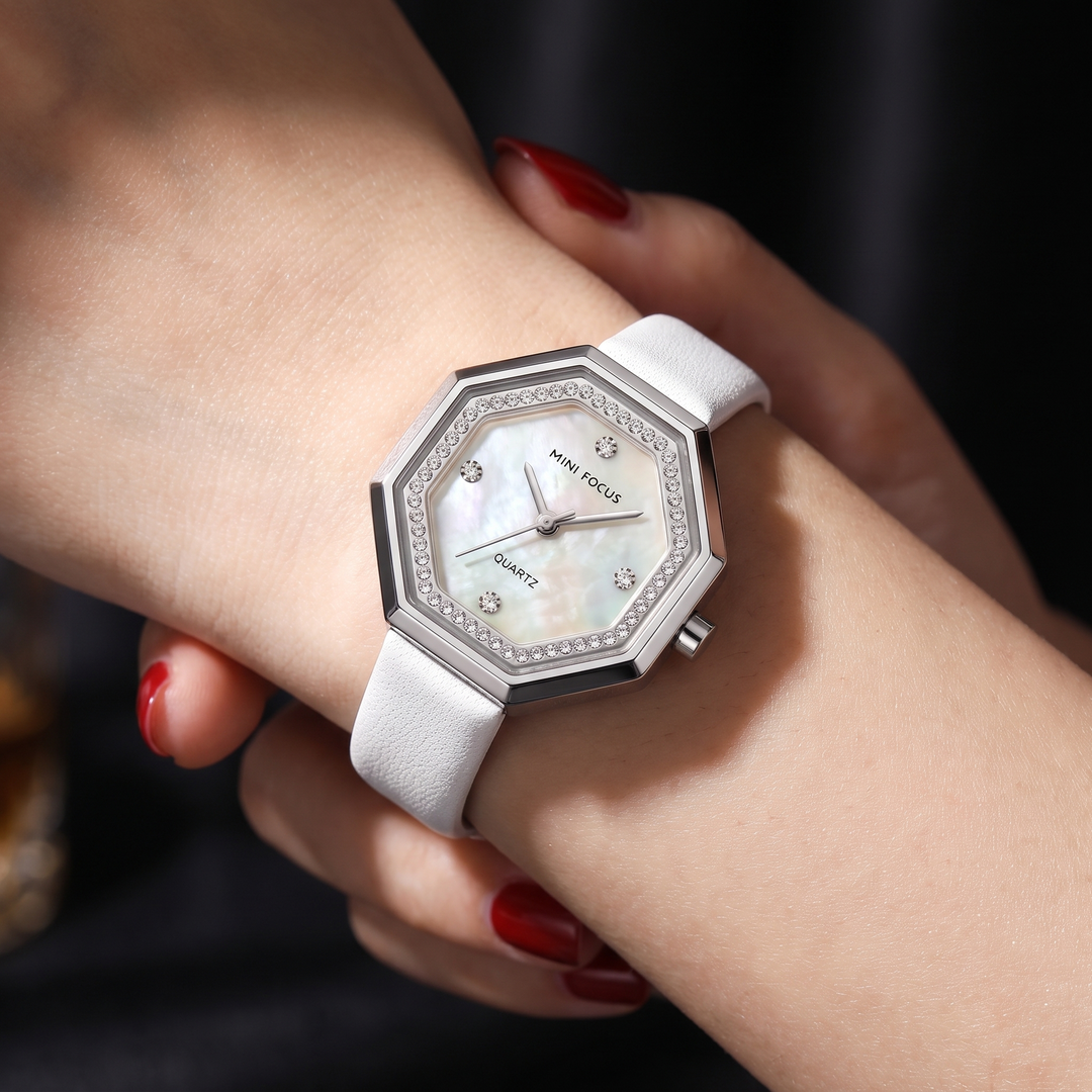 Akhira Watch